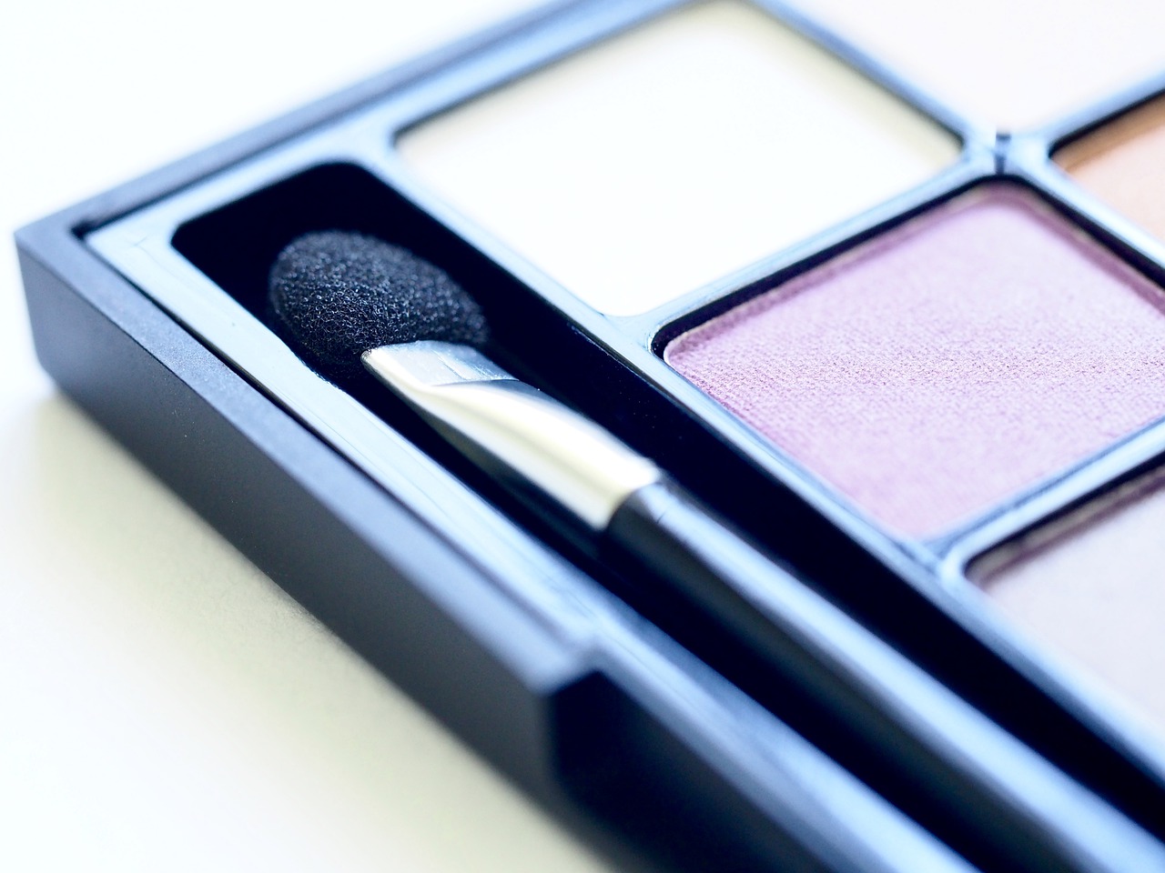 L’OREAL color infailible, cienie do powiek – swatche